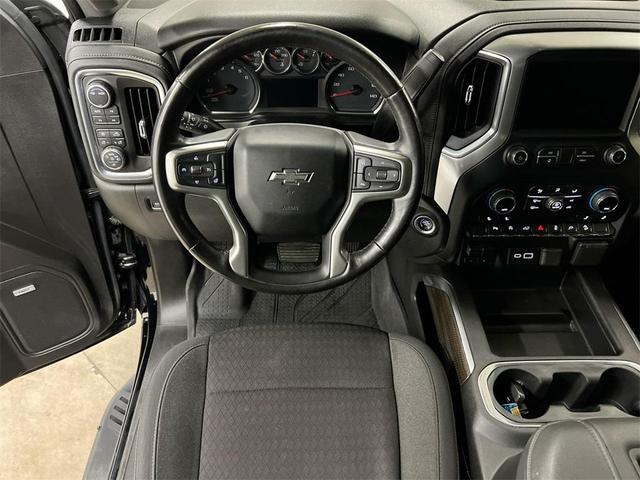 Photo of 2020 Black Chevrolet Silverado 1500