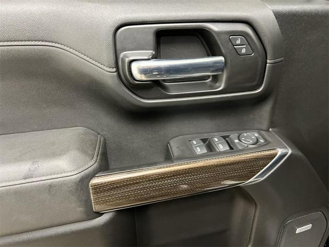 Photo of 2020 Black Chevrolet Silverado 1500