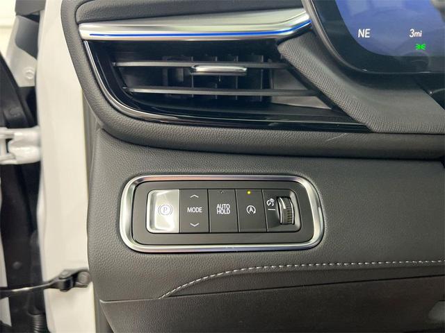 Photo of 2026 Summit White Buick Enclave