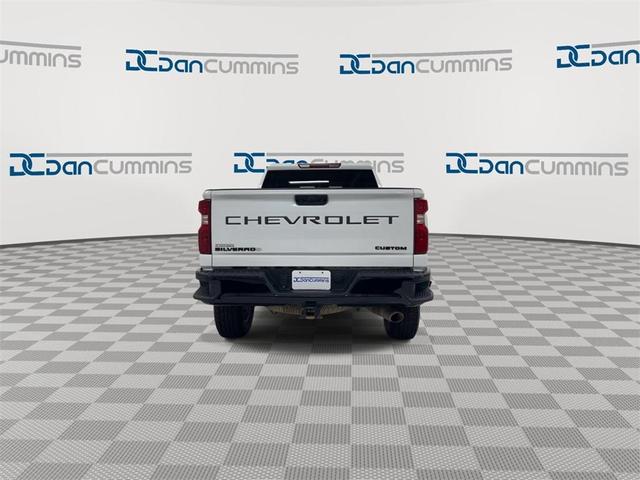 Photo of 2022 Summit White Chevrolet Silverado 2500