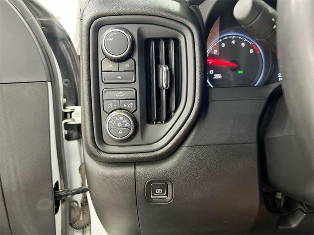 Photo of 2022 Summit White Chevrolet Silverado 2500