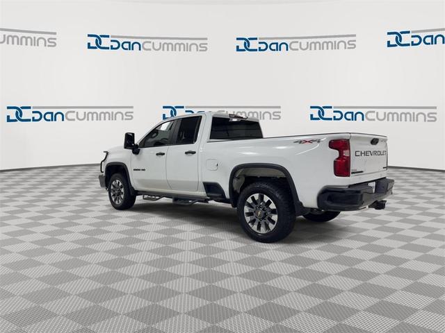Photo of 2022 Summit White Chevrolet Silverado 2500