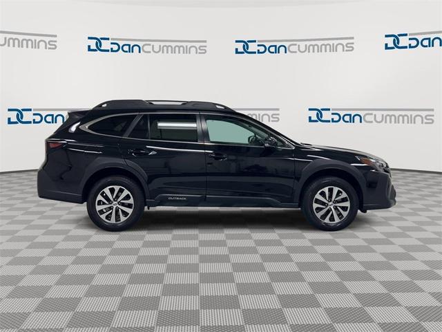 Photo of 2023 Crystal Black Silica Subaru Outback