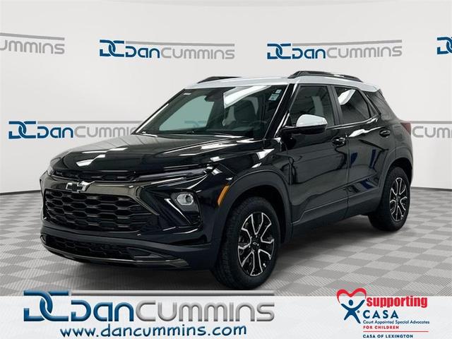 Photo of 2025 Mosaic Black Metallic Chevrolet Trailblazer