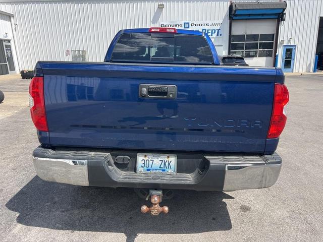 Photo of 2015 Blue Ribbon Metallic Toyota Tundra