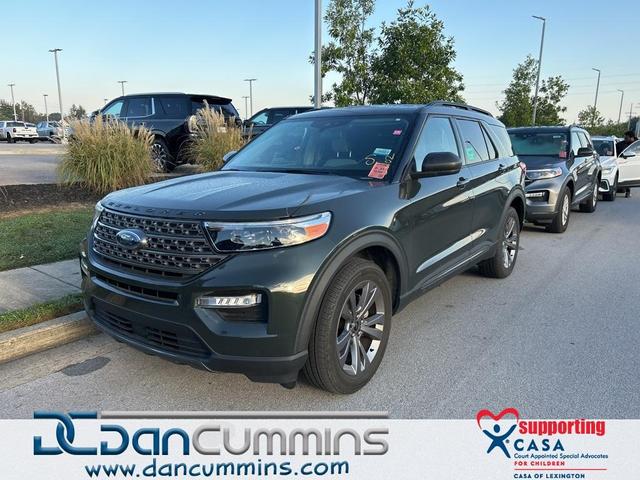 Photo of 2021 Green Ford Explorer