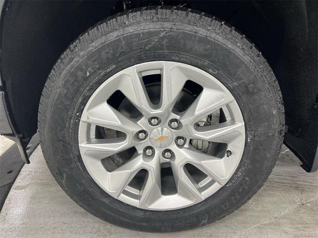 Photo of 2023 Black Chevrolet Silverado 1500