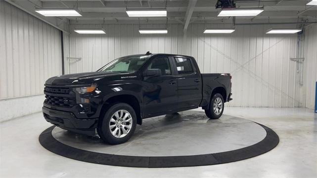 Photo of 2023 Black Chevrolet Silverado 1500