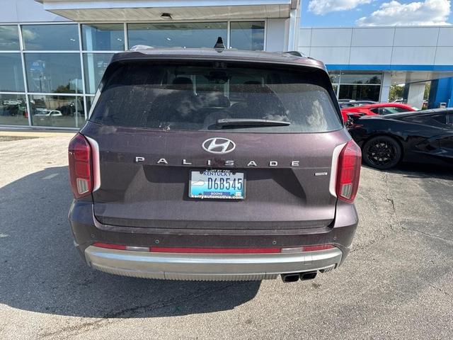 Photo of 2023 Burgundy Hyundai PALISADE