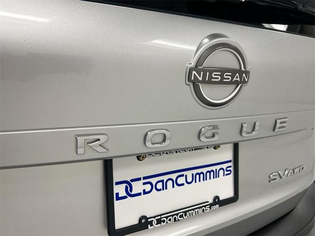 Photo of 2023 Brilliant Silver Metallic Nissan Rogue