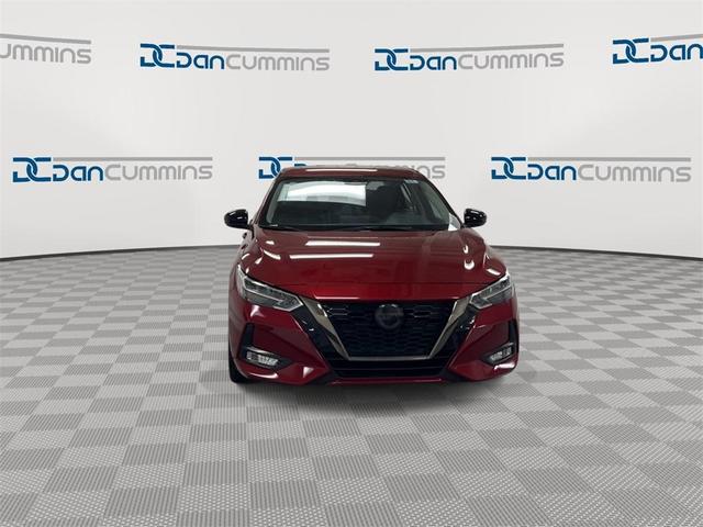 Photo of 2022 Scarlet Ember Nissan Sentra