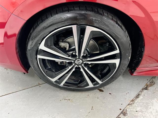 Photo of 2022 Scarlet Ember Nissan Sentra