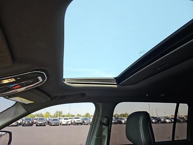 Photo of 2023 Velvet Red Pearlcoat Jeep Grand Cherokee L