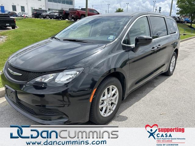2023 Chrysler Voyager