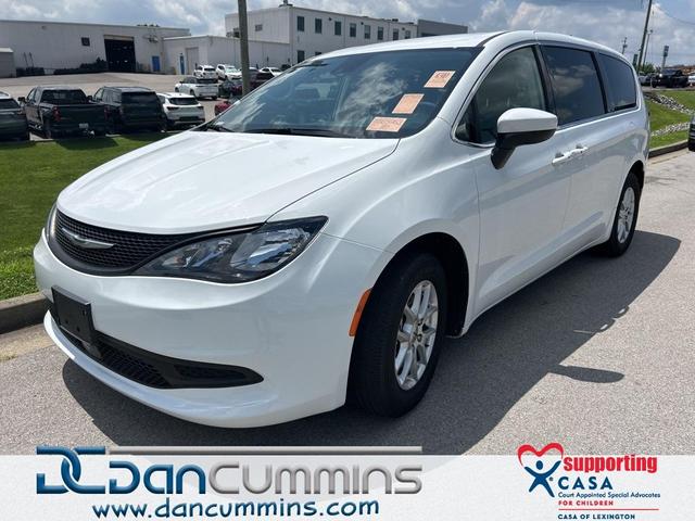 2023 Chrysler Voyager