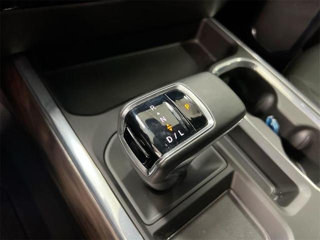 Photo of 2023 White Frost Tri-Coat GMC Sierra 1500