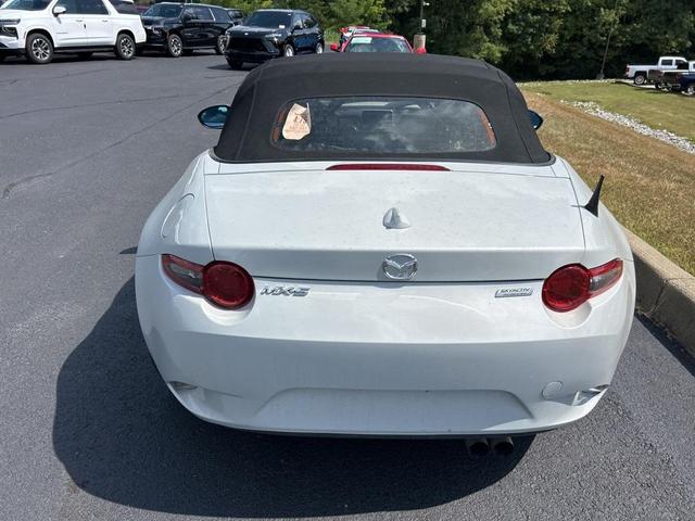 Photo of 2016 Ceramic Mazda MX-5 Miata