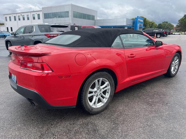 Photo of 2015 Red Chevrolet Camaro