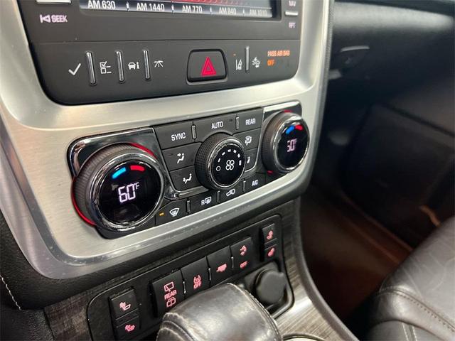 Photo of 2016 White Frost Tri-Coat GMC Acadia