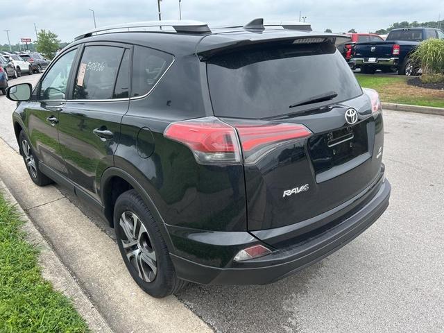Photo of 2016 Black Toyota RAV4