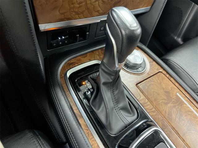 Photo of 2023 Black Nissan Armada