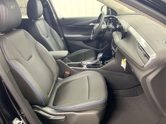 Photo of 2025 Ebony Twilight Metallic Buick Encore GX
