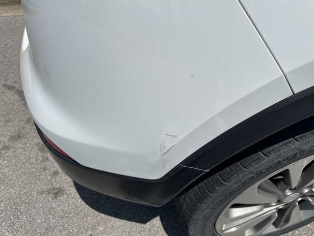 Photo of 2019 Summit White Buick Encore