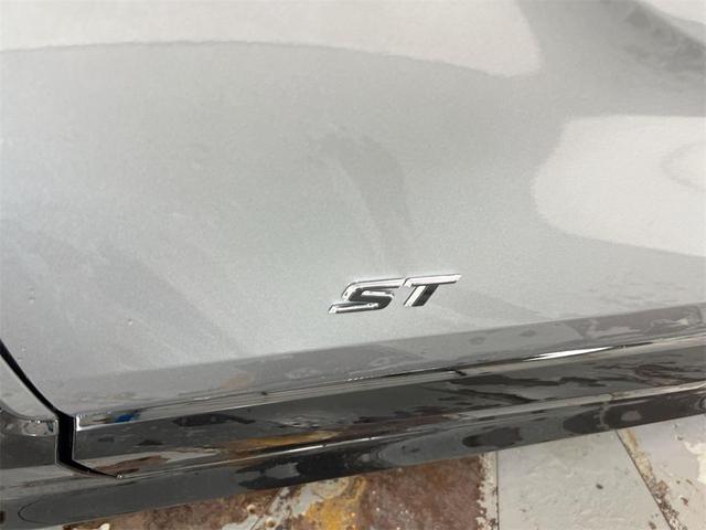 Photo of 2026 Moonstone Gray Metallic Buick Encore GX