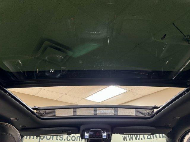 Photo of 2020 Delmonico Red Pearlcoat RAM 1500
