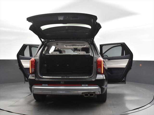 Photo of 2023 Abyss Black Pearl Hyundai PALISADE