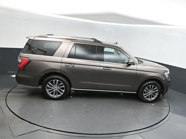 Photo of 2018 Stone Gray Ford Expedition