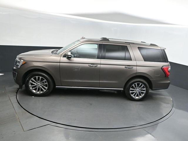 Photo of 2018 Stone Gray Ford Expedition