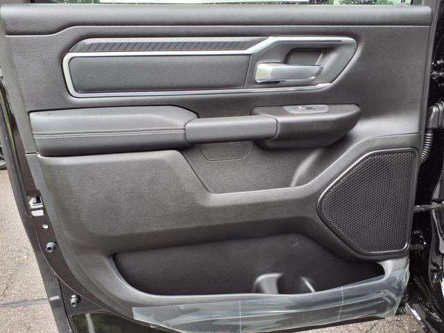Photo of 2025 Diamond Black RAM 1500