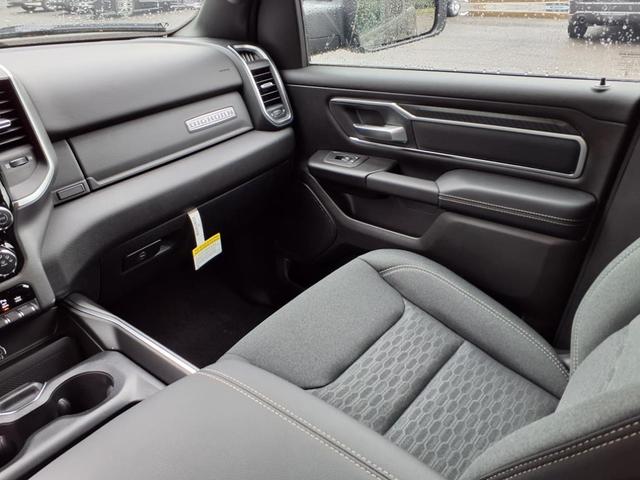 Photo of 2025 Diamond Black RAM 1500