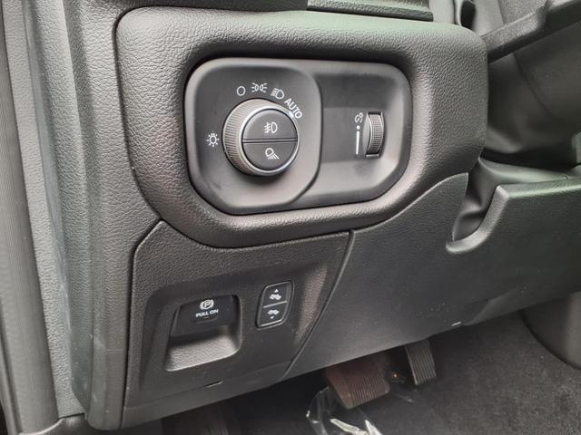 Photo of 2025 Diamond Black RAM 1500