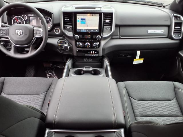 Photo of 2025 Diamond Black RAM 1500