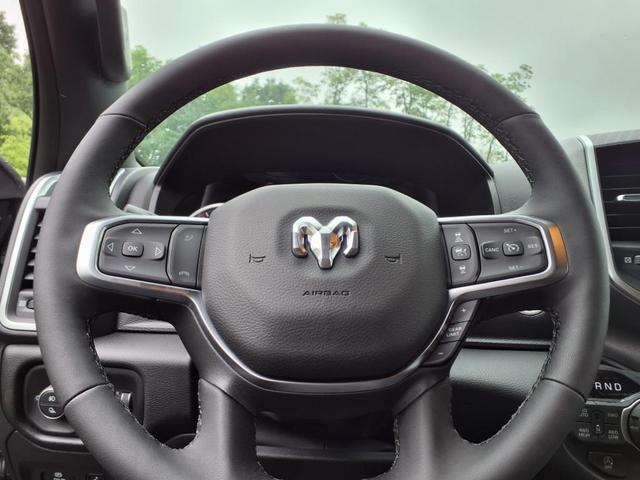 Photo of 2025 Diamond Black RAM 1500