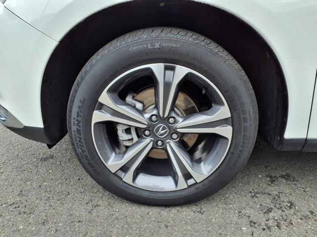 Photo of 2023 Platinum White Pearl Acura RDX
