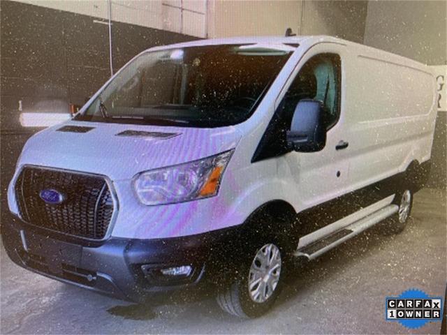 Photo of 2024 Oxford White Ford Transit-250