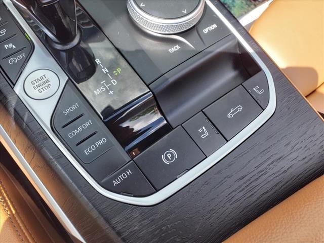 Photo of 2021 Mineral White Metallic BMW 430