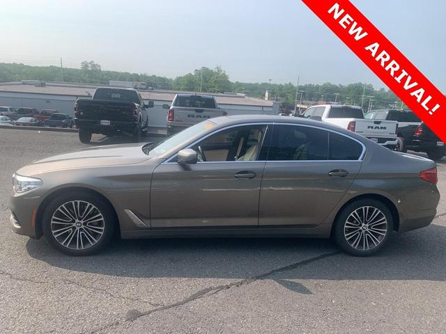 2019 BMW 530