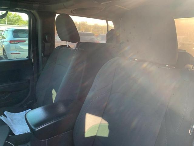 Photo of 2019 Granite Crystal Clearcoat Metallic Jeep Wrangler