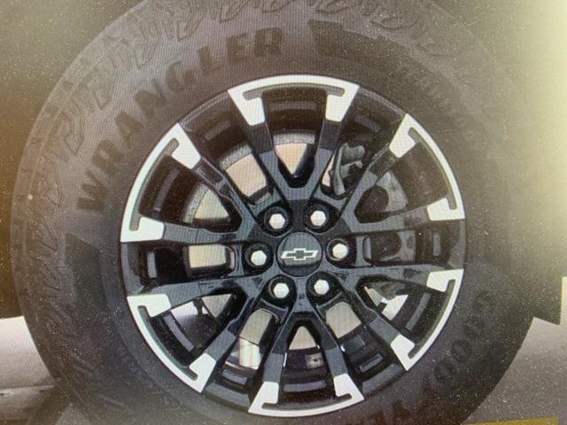 Photo of 2024 Mosaic Black Metallic Chevrolet Traverse
