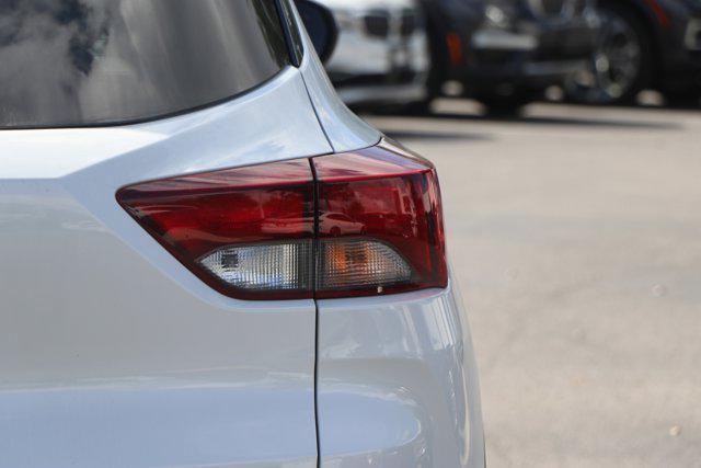 Photo of 2021 Iridescent Pearl Tricoat Chevrolet Trailblazer