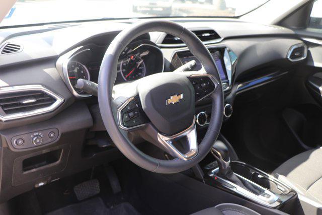 Photo of 2021 Iridescent Pearl Tricoat Chevrolet Trailblazer