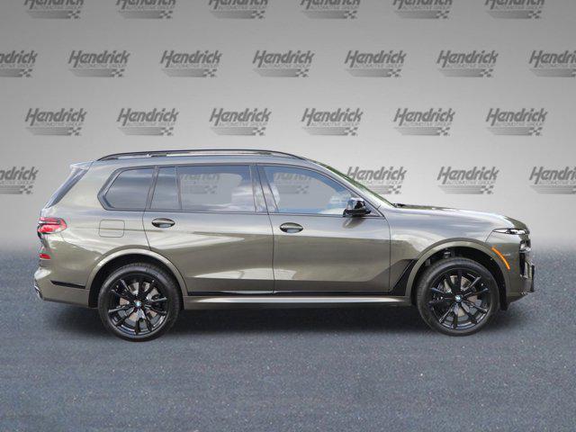 Photo of 2026 Manhattan Green Metallic BMW X7