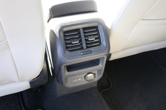Photo of 2021 Pure White Volkswagen Tiguan