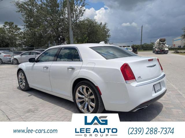 Photo of 2015 Bright White Clearcoat Chrysler 300C
