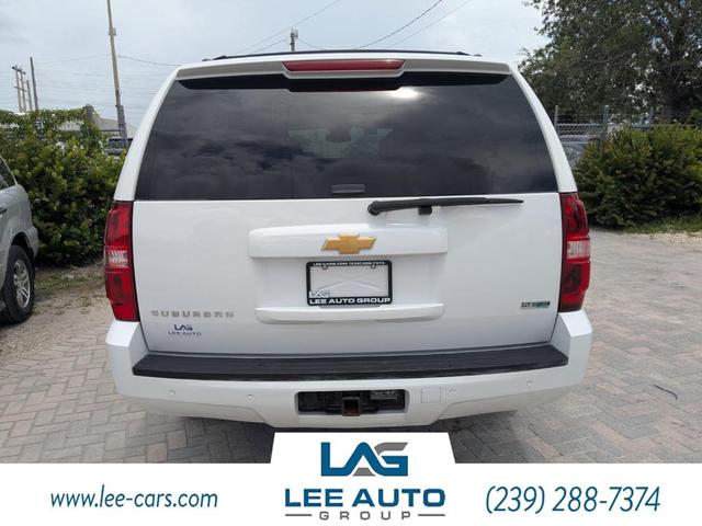 Photo of 2012 Summit White Chevrolet Suburban
