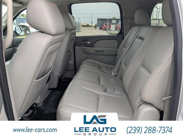 Photo of 2012 Summit White Chevrolet Suburban